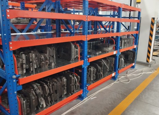 Хранение большого количества тяжелой вертикальной оснастки